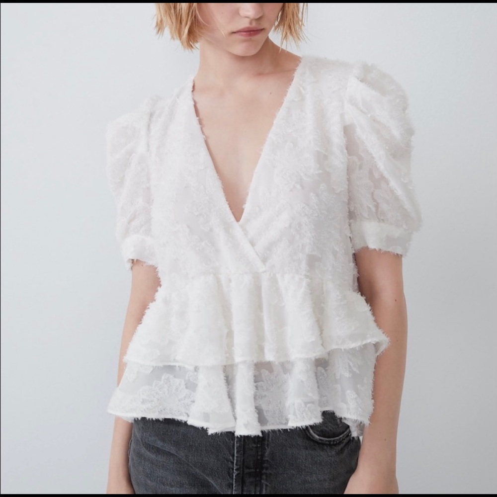 ZARA White Textured Voluminous Top; S